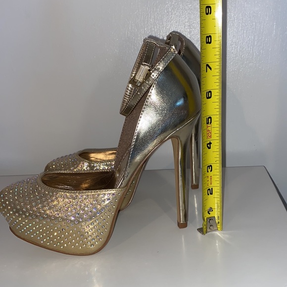 Steve Madden gold platform stilettos with rhinestones. - Picture 8 of 9
